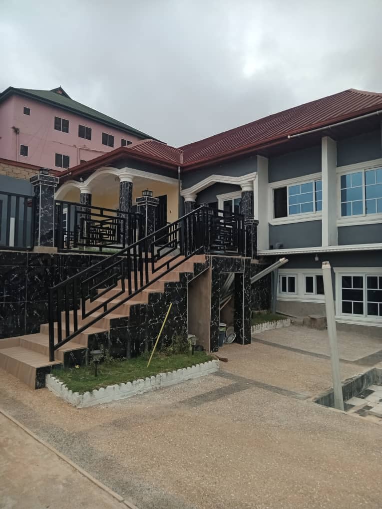 Eight (8) Bedroom House For Rent at Kumasi Abrepo-Bronikrom