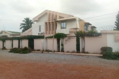 Eight (8) Bedroom House Rent at East Legon 