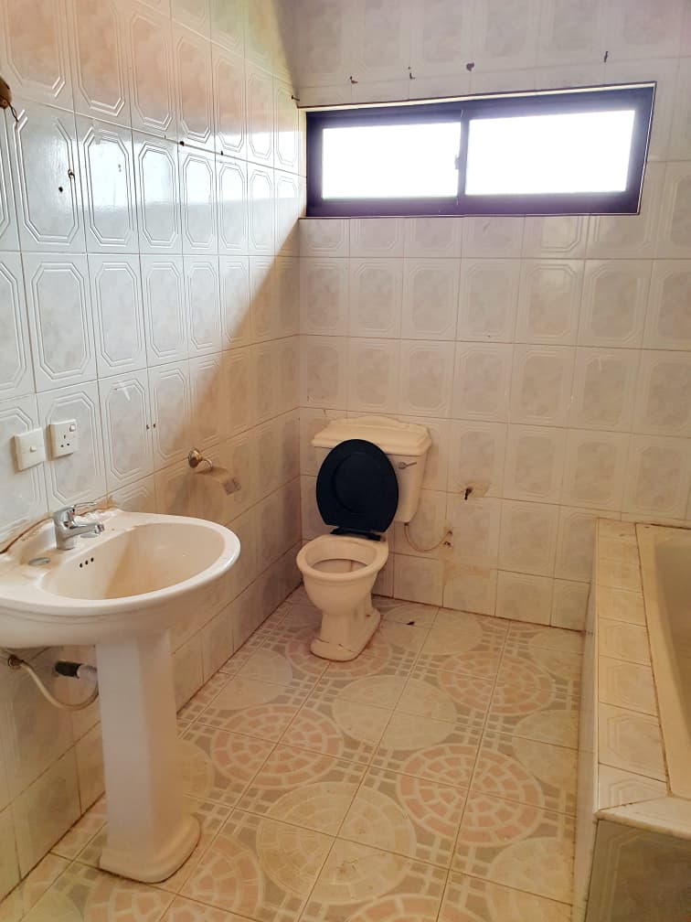 Eleven (11) Bedroom House with 4 Boys' Quarters For Rent at Haatso