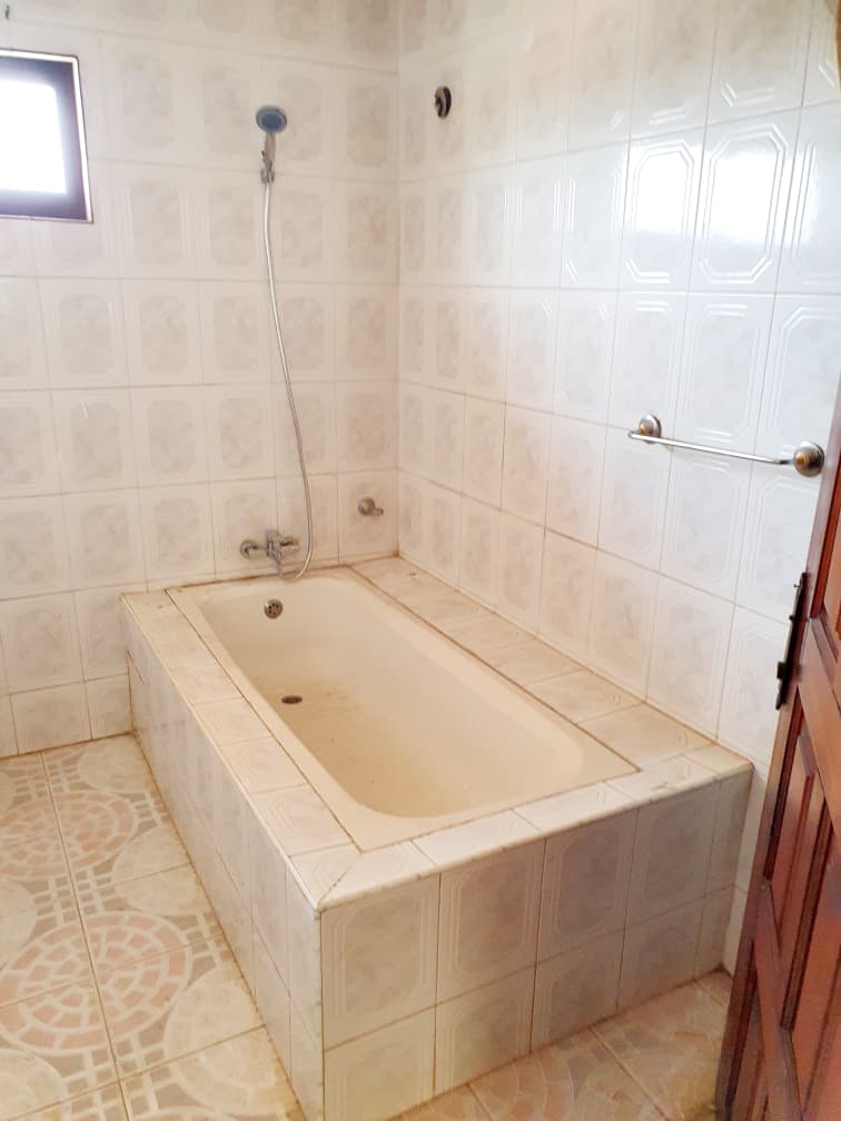 Eleven (11) Bedroom House with 4 Boys' Quarters For Rent at Haatso