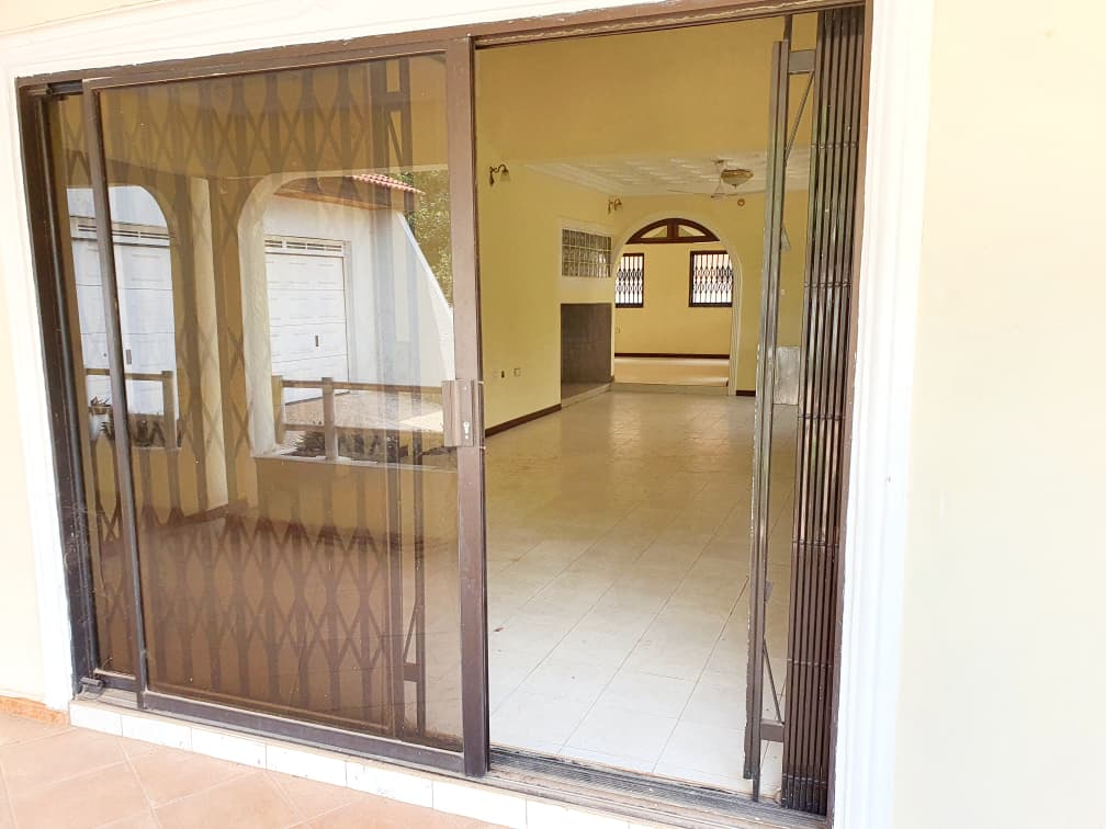 Eleven (11) Bedroom House with 4 Boys' Quarters For Rent at Haatso