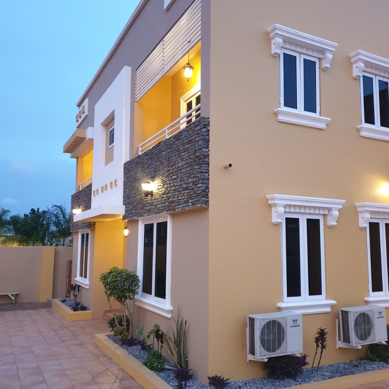 Executive 4-Bedroom House With 1 Bedroom Maid’s Quarters for Sale at East Airport