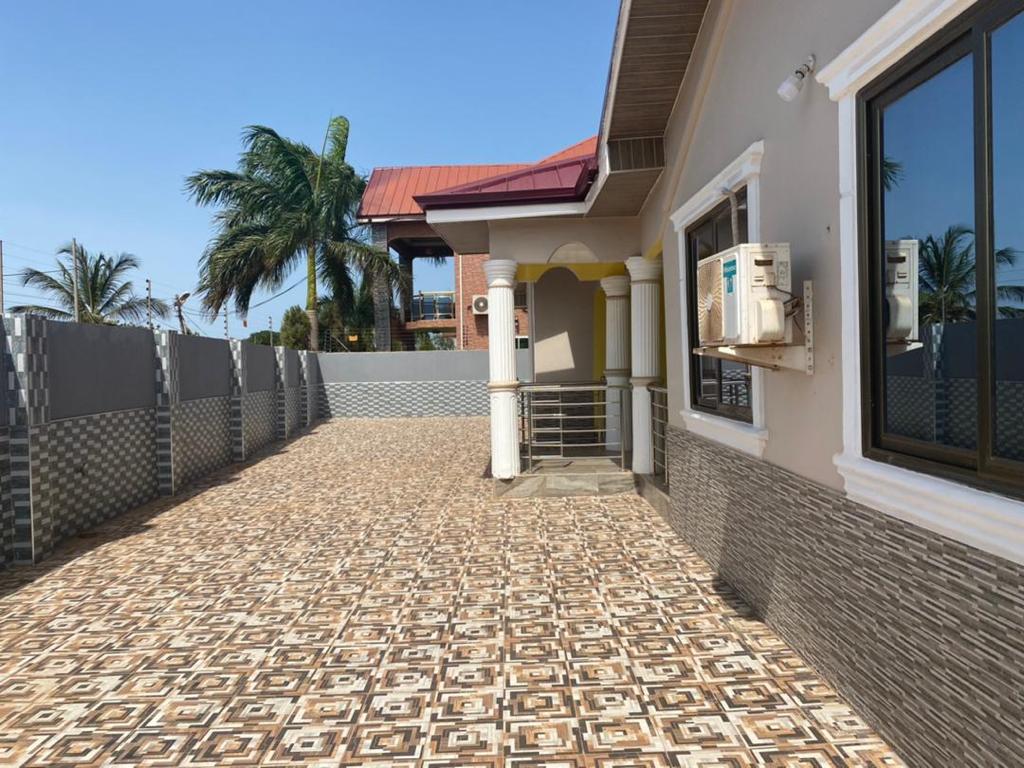 Executive 5-Bedroom House with Ensuite Maid’s Room for Sale At Bortianor