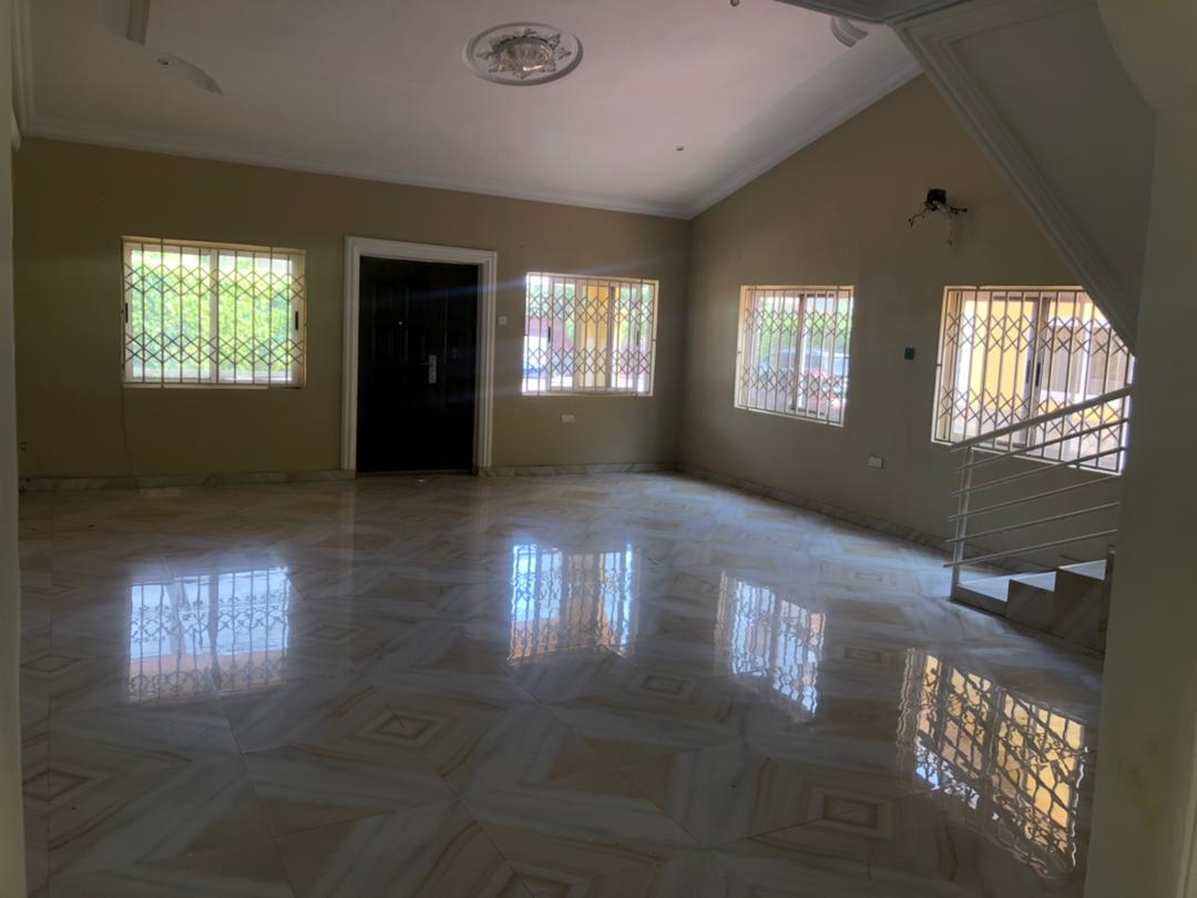 Executive Three (3) Bedroom Town House For Rent at East Airport