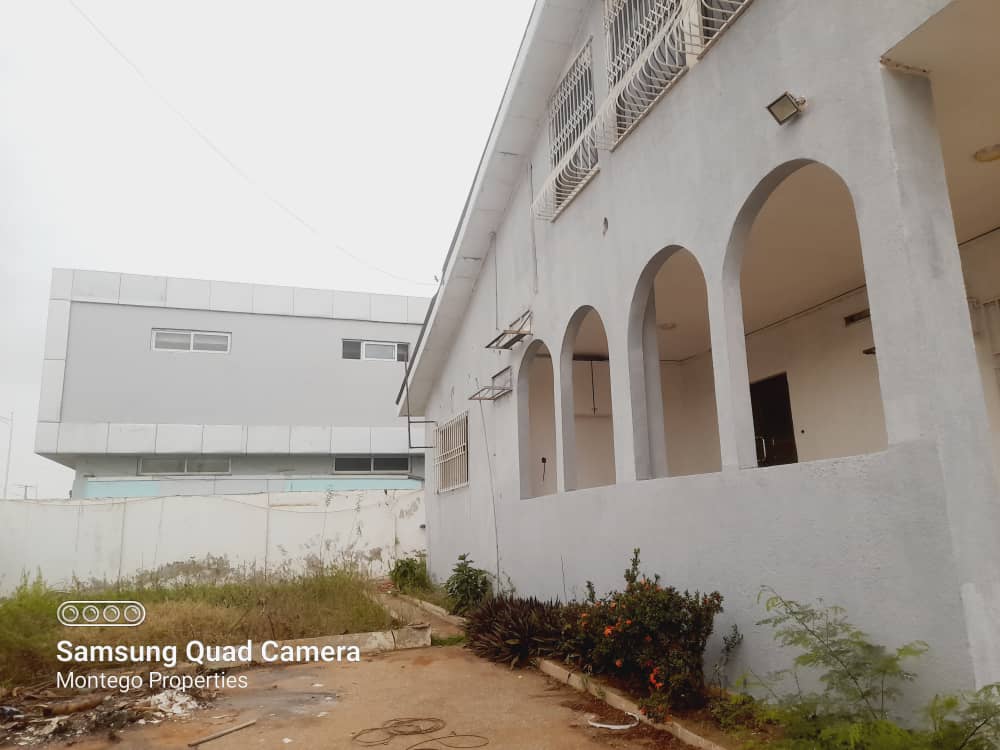 Five 5-bedroom compound House with Boy's Quarters for Rent at North Dzorwulu