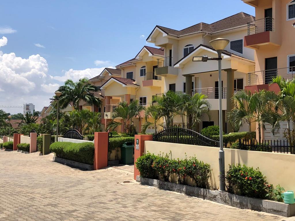 Five 5-Bedroom Executive Townhouse for Rent at Cantonments