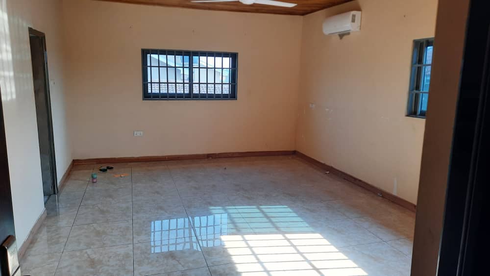 Five (5) Bedroom House for Rent at Spintex