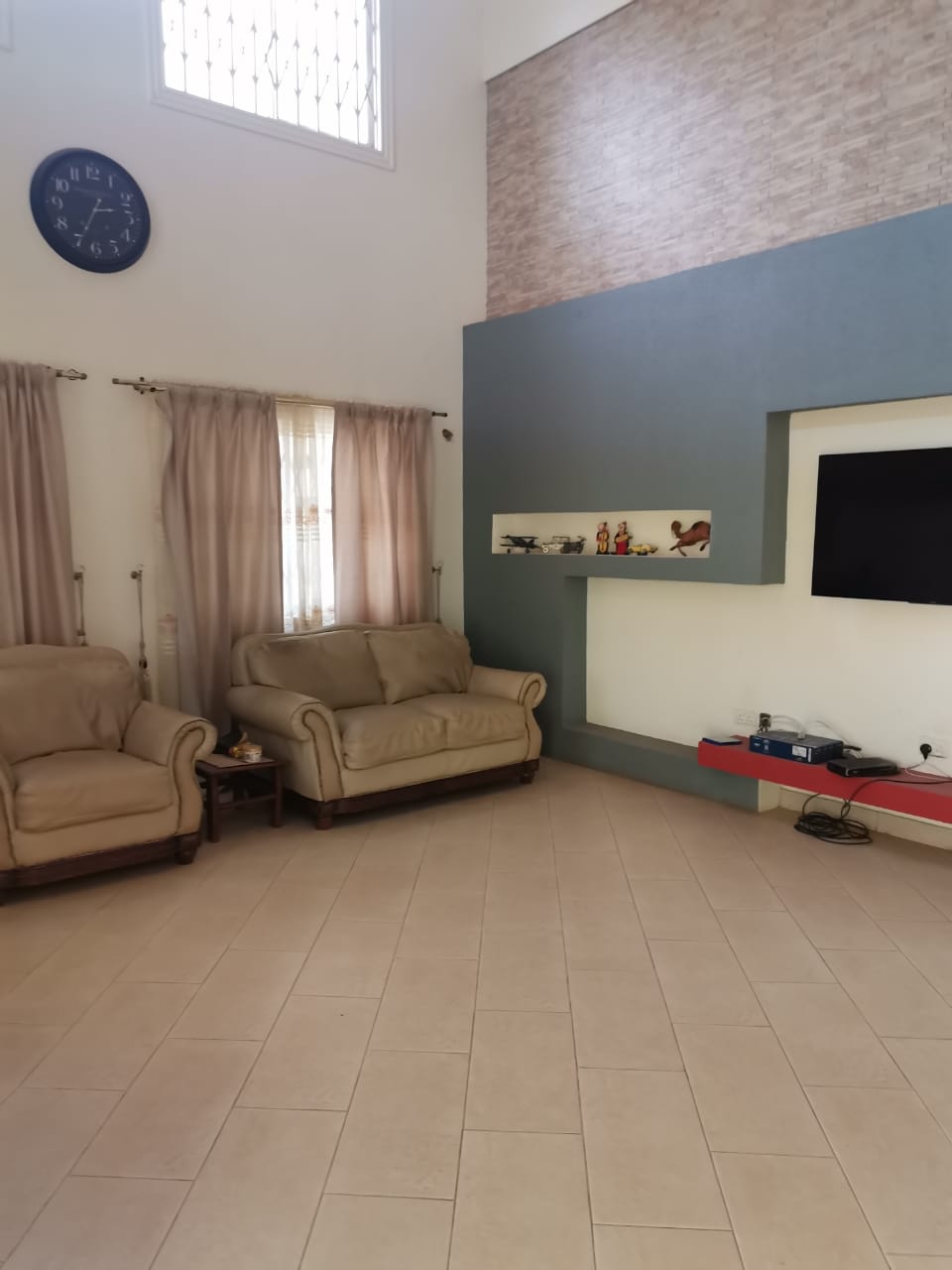 Five 5-Bedroom House for Sale at Ayi Mensah