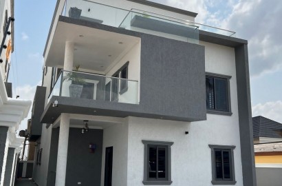Five 5-Bedroom House for Sale in Achimota
