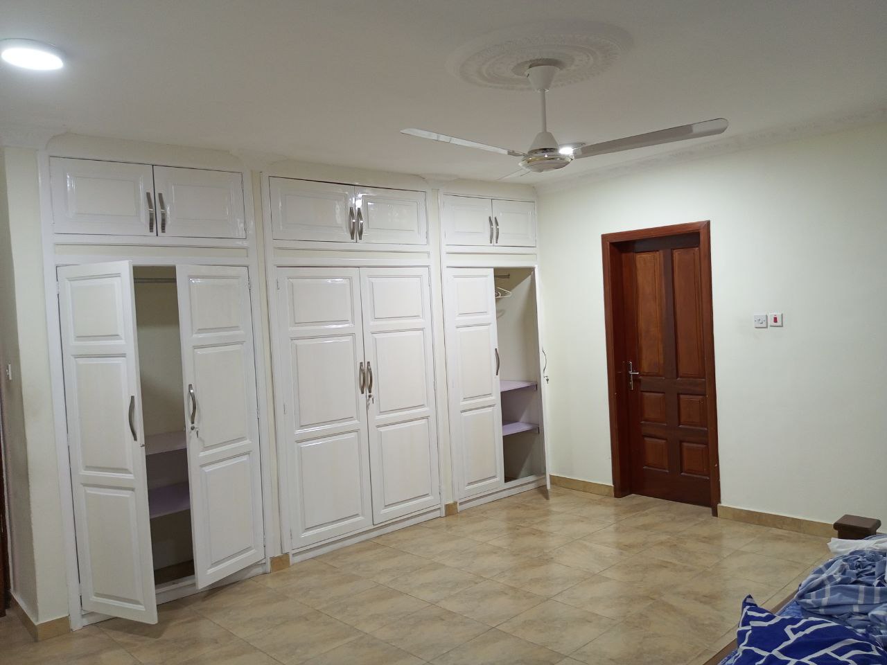 Five (5) Bedroom Fully Furnished House For Rent at North Legon
