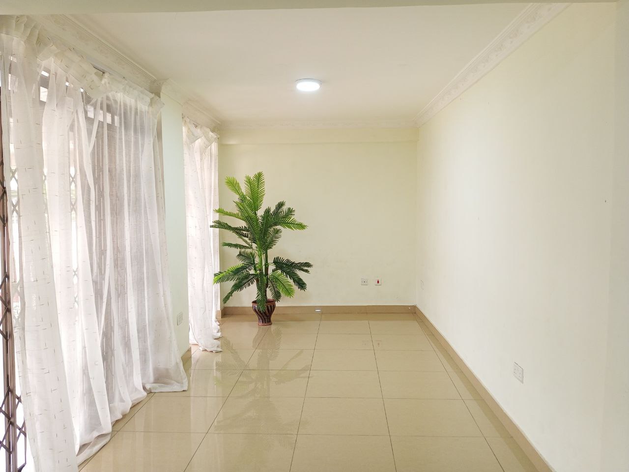 Five (5) Bedroom Fully Furnished House For Rent at North Legon