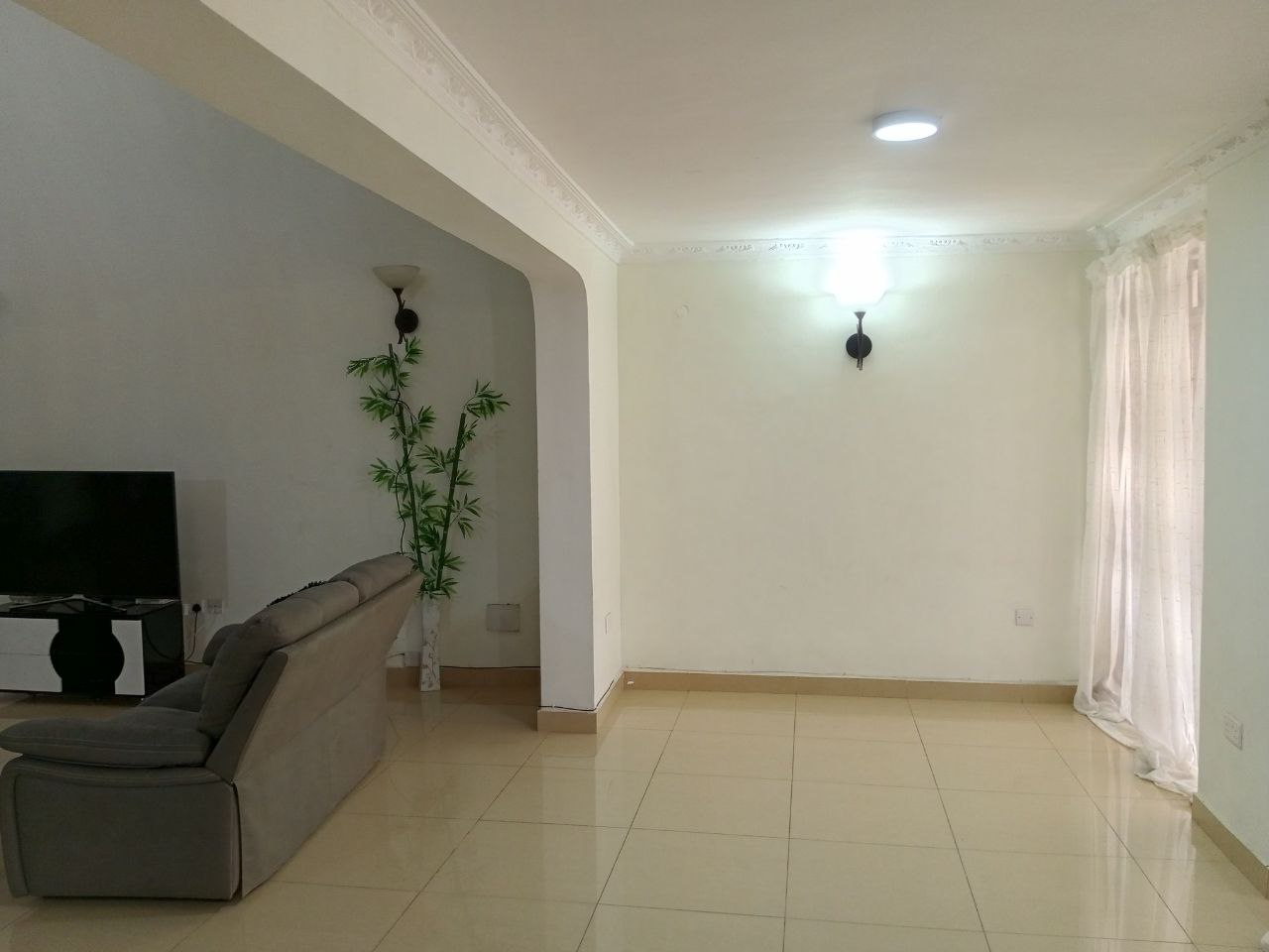 Five (5) Bedroom Fully Furnished House For Rent at North Legon