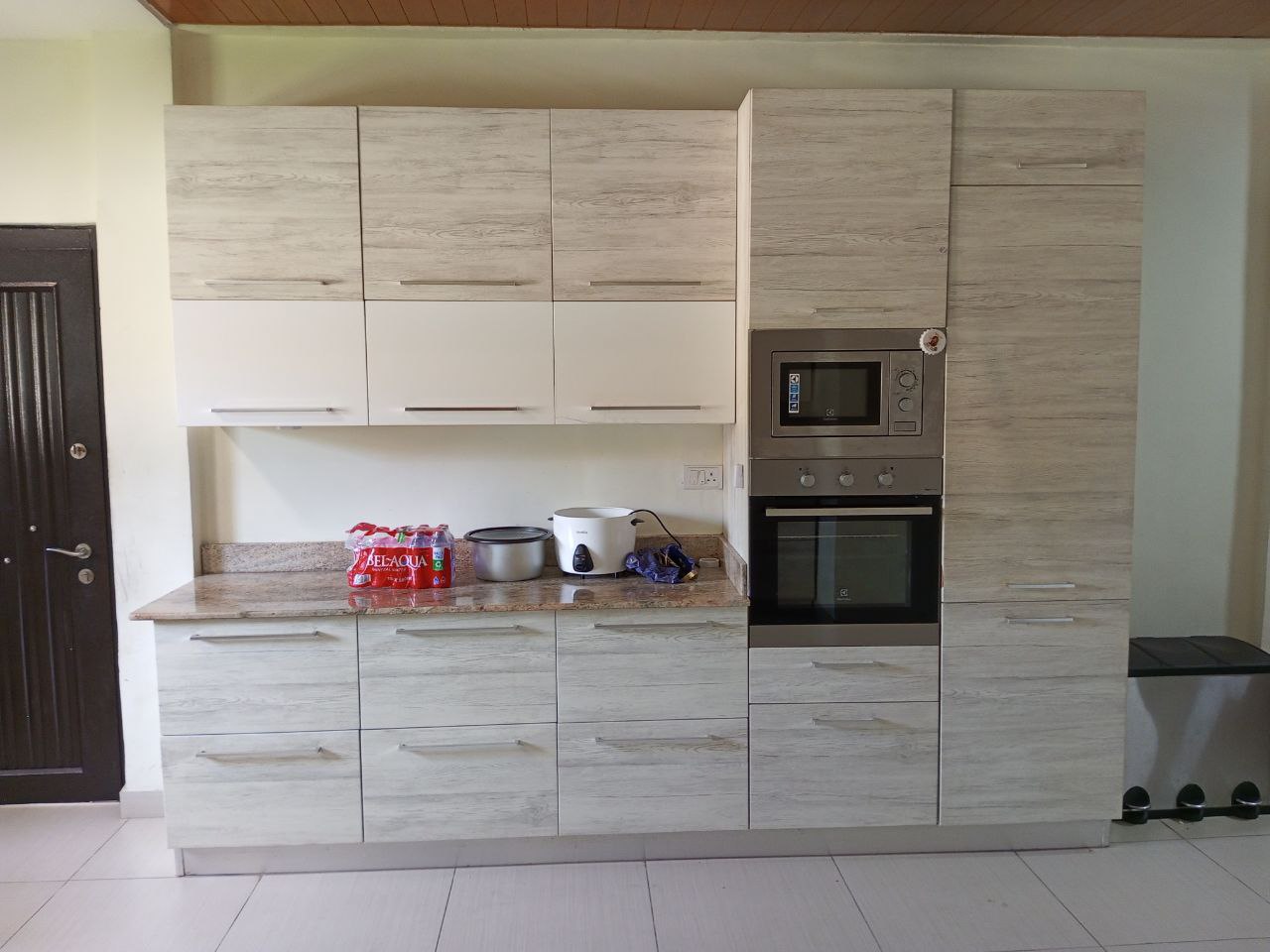 Five (5) Bedroom Fully Furnished House For Rent at North Legon