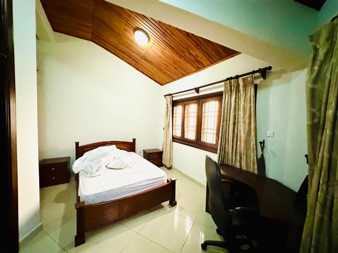 Five (5) Bedroom Fully Furnished Villa For Rent at McCharthy Hill