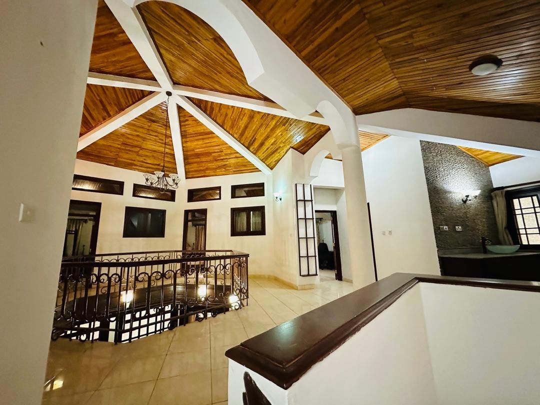 Five (5) Bedroom Fully Furnished Villa For Rent at McCharthy Hill