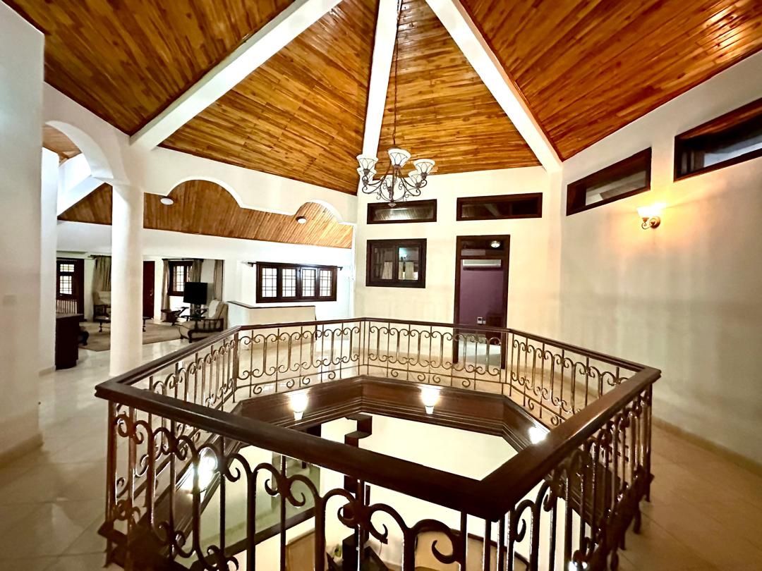 Five (5) Bedroom Fully Furnished Villa For Rent at McCharthy Hill