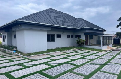 Five (5) Bedroom House For Rent at Achimota Kingsby