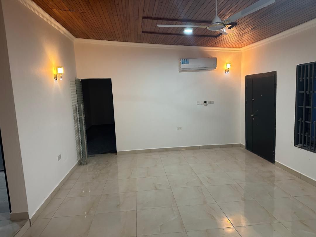 Five (5) Bedroom House For Rent at Achimota Kingsby