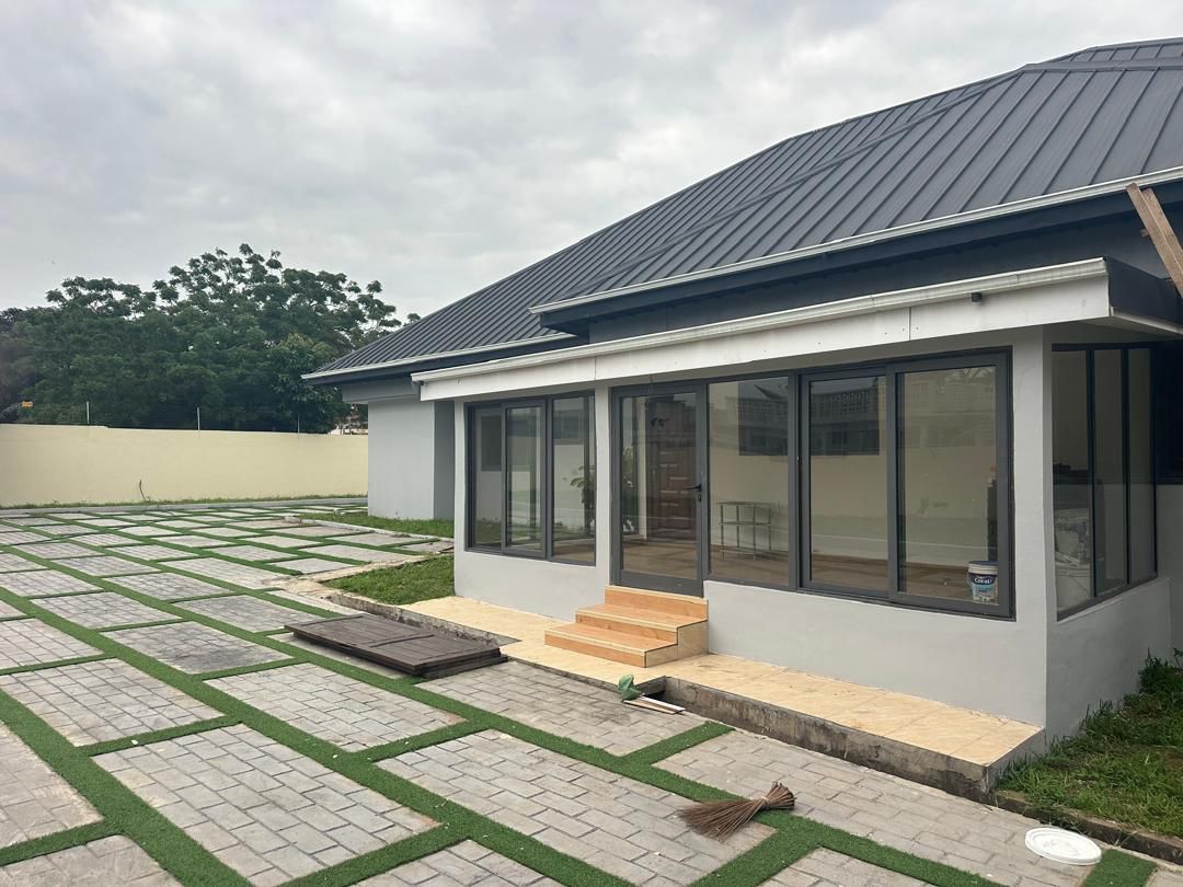 Five (5) Bedroom House For Rent at Achimota Kingsby