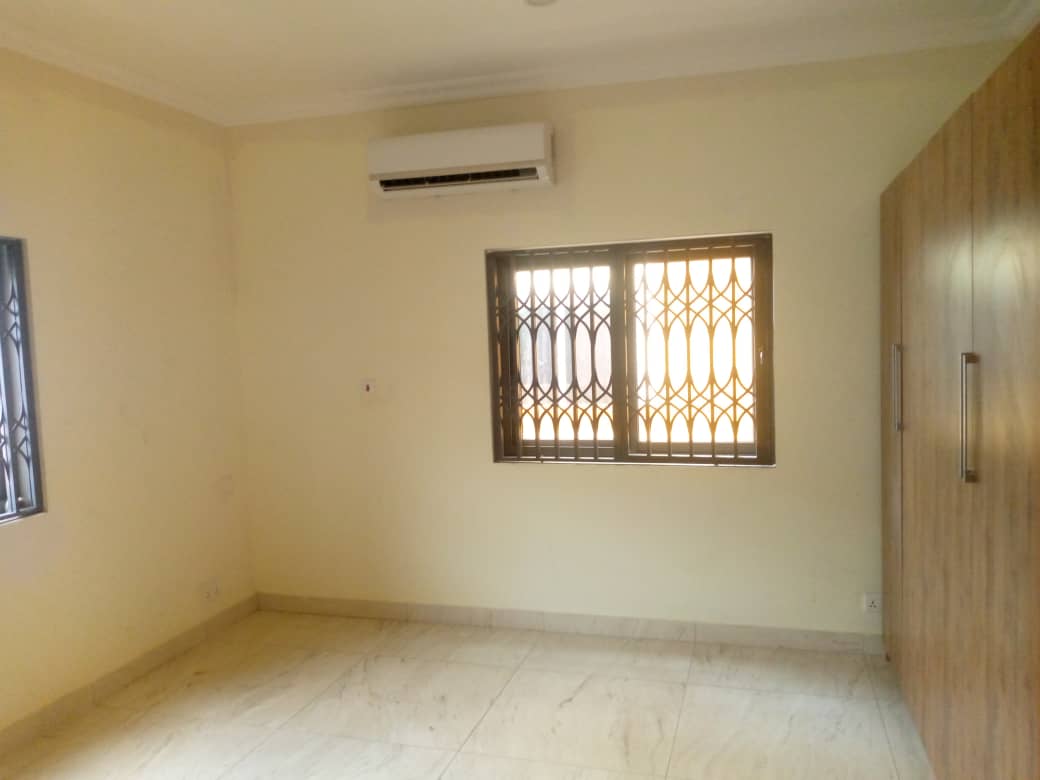 Five (5) Bedroom House For Rent at East Legon