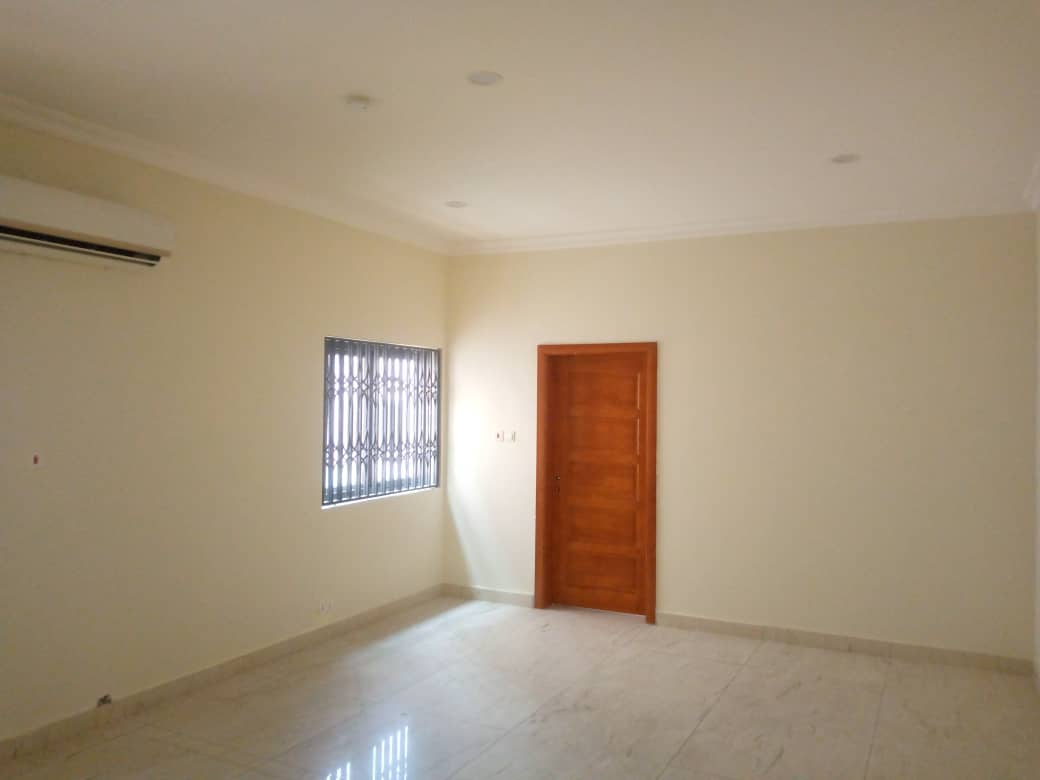 Five (5) Bedroom House For Rent at East Legon