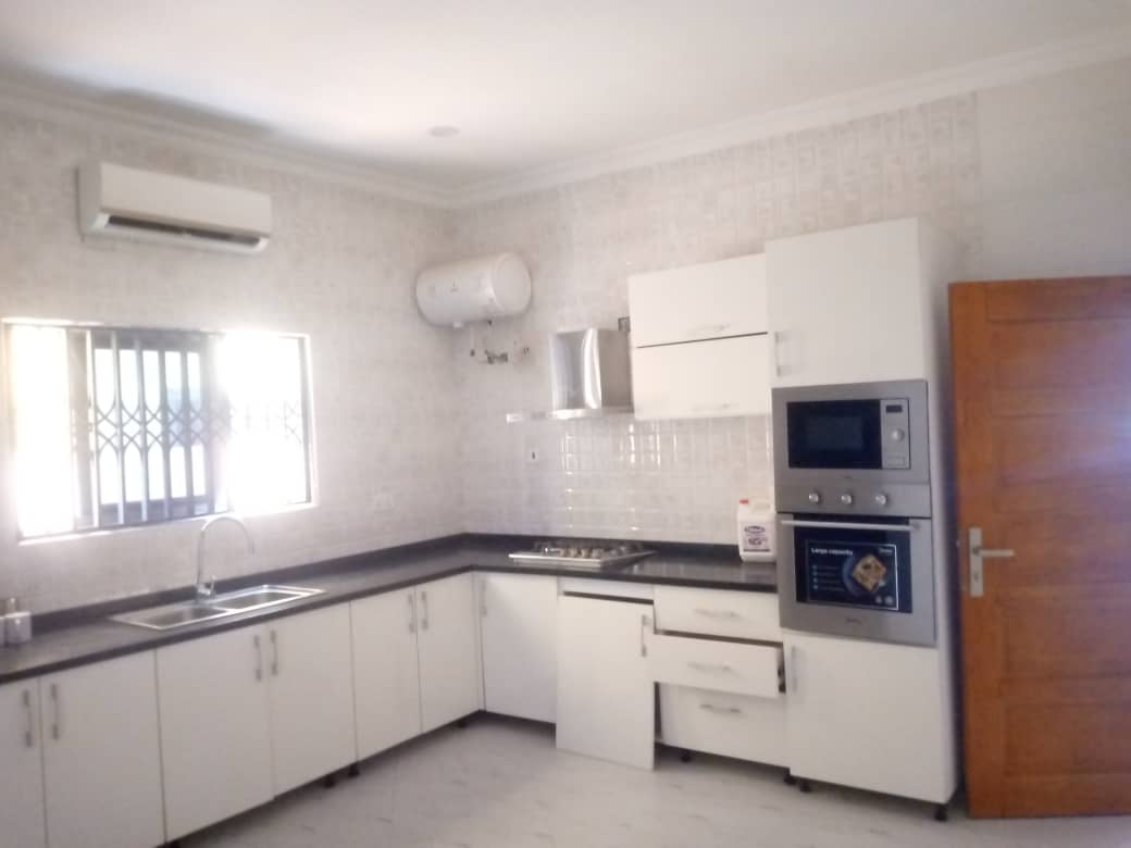 Five (5) Bedroom House For Rent at East Legon