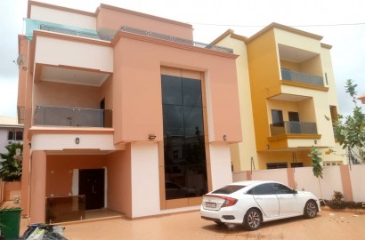 Five (5) Bedroom House For Rent at East Legon