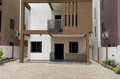 Five (5) Bedroom House For Rent at East Legon