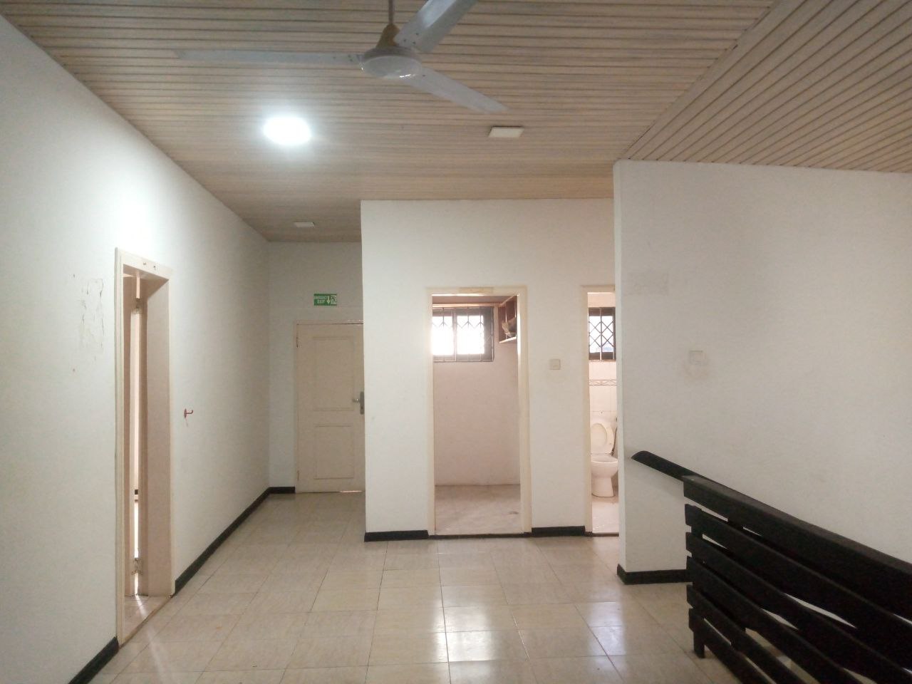 Five (5) Bedroom House For Rent at Labone  