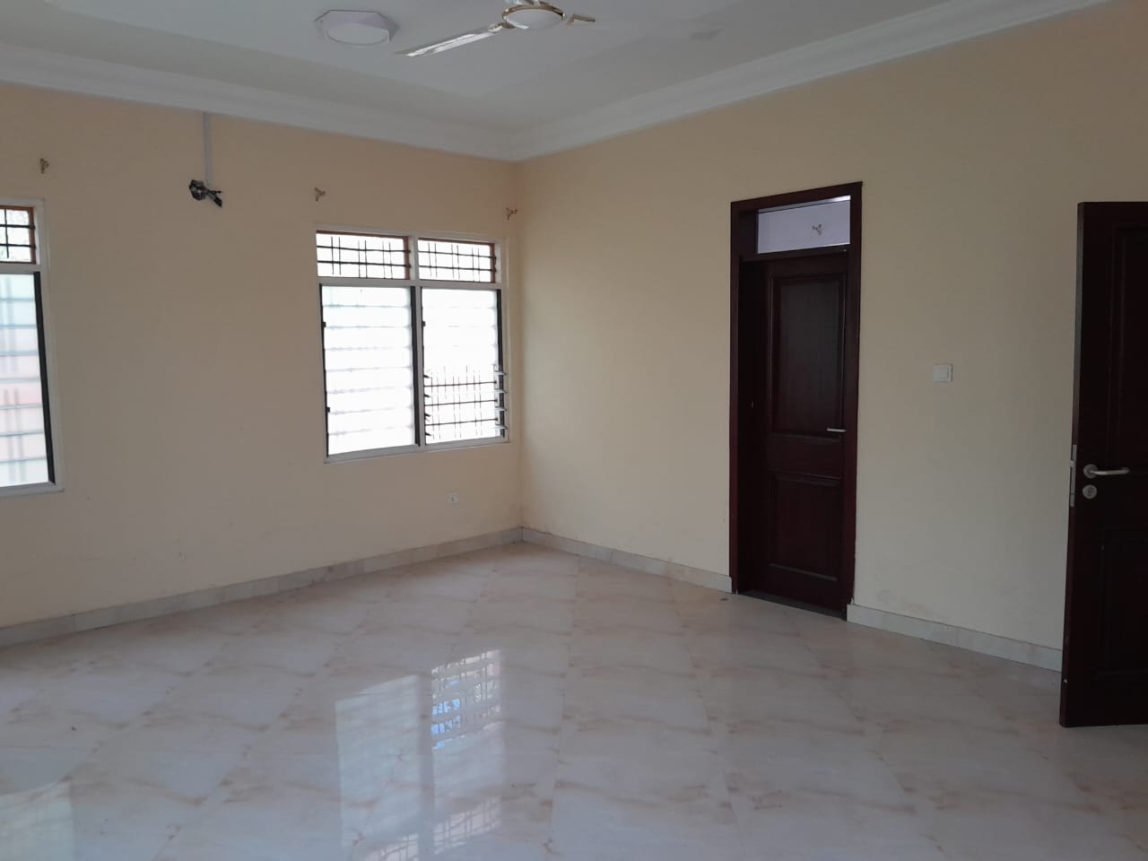 Five (5) Bedroom House For Rent at Spintex