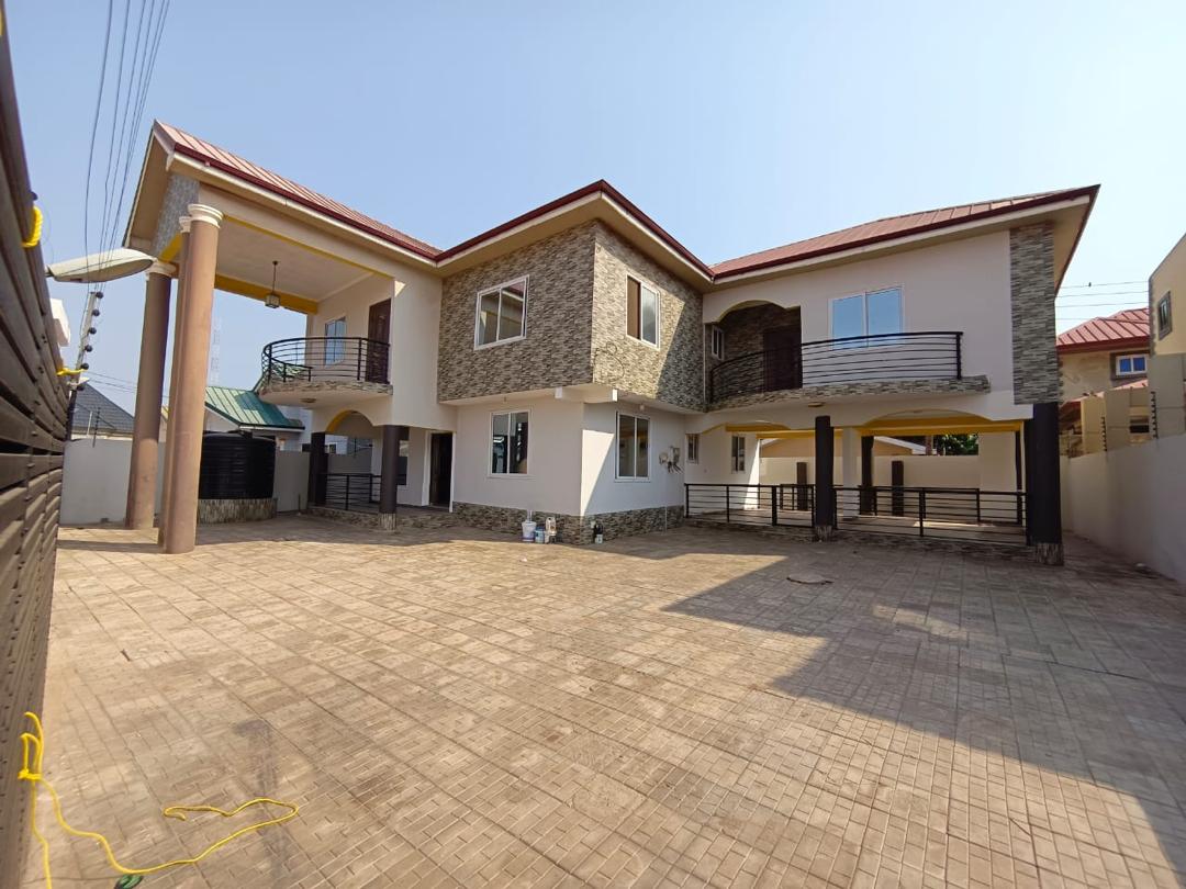 Five (5) Bedroom House For Sale at Spintex