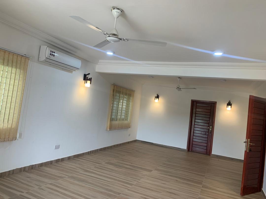 Five (5) Bedroom House For Rent at Spintex