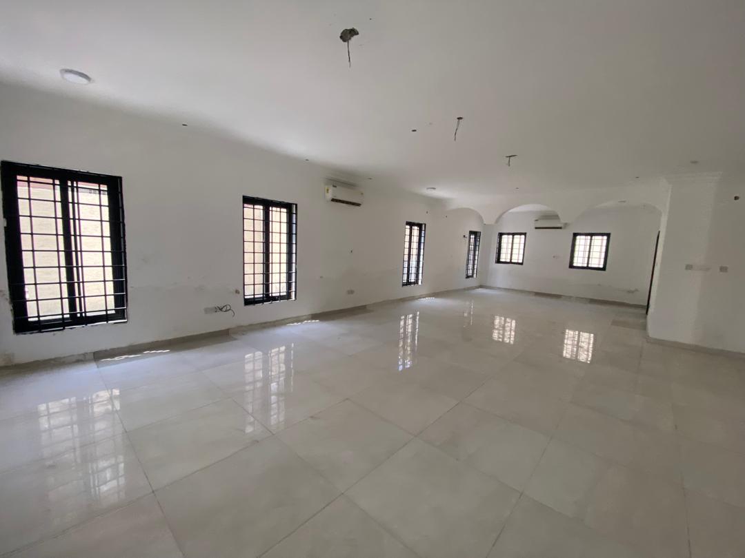 Five (5) Bedroom House For Rent at Spintex