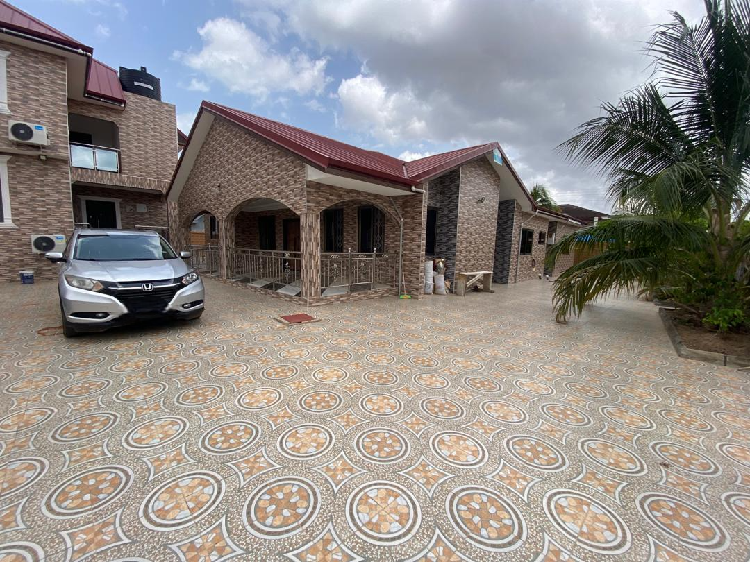 Five (5) Bedroom House For Rent at Spintex