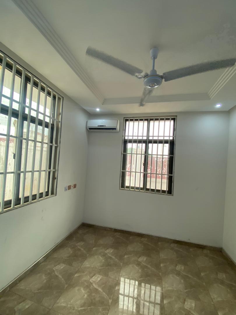 Five (5) Bedroom House For Sale at Atasomanso