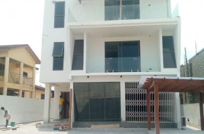 Five (5) Bedroom House For Sale at East Legon Adjiringanor