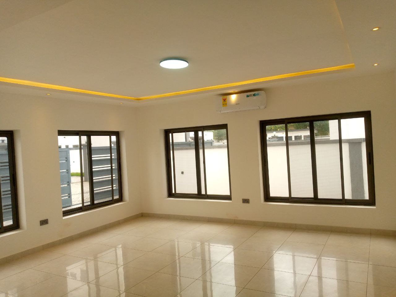 Five (5) Bedroom House For Sale at East Legon Shiashie