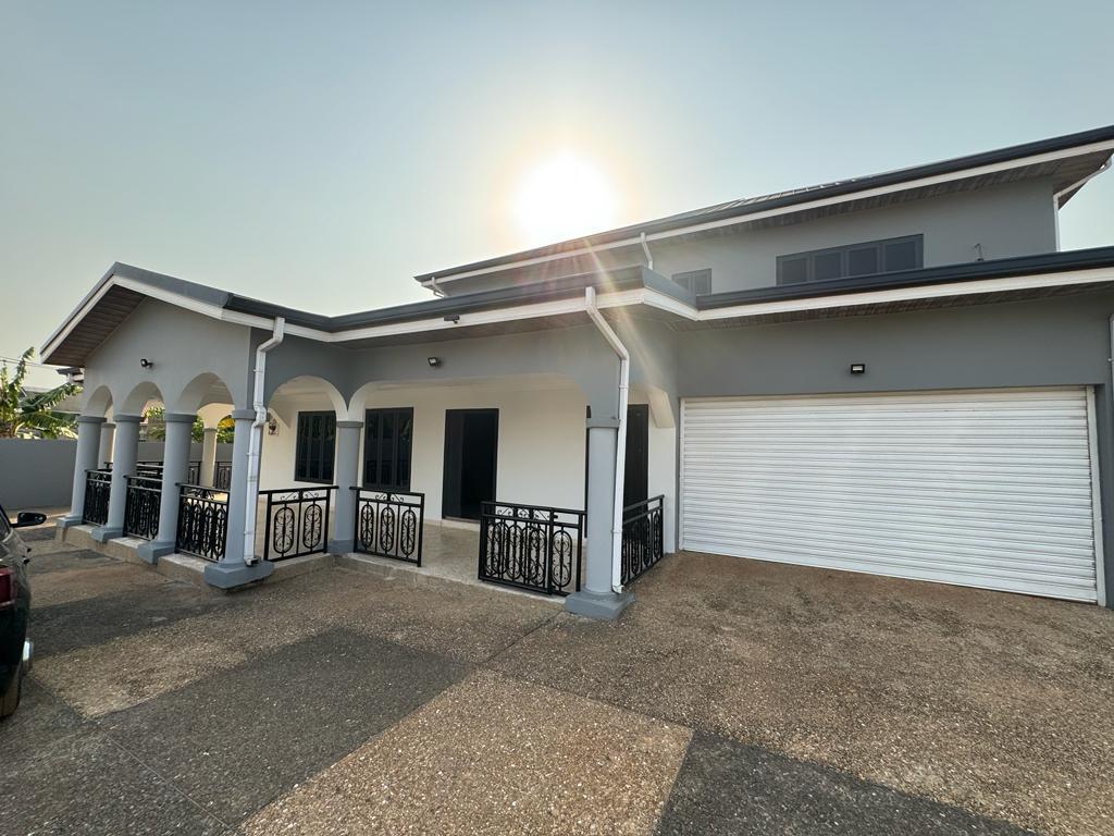 Five (5) Bedroom House For Sale at Oyarifa