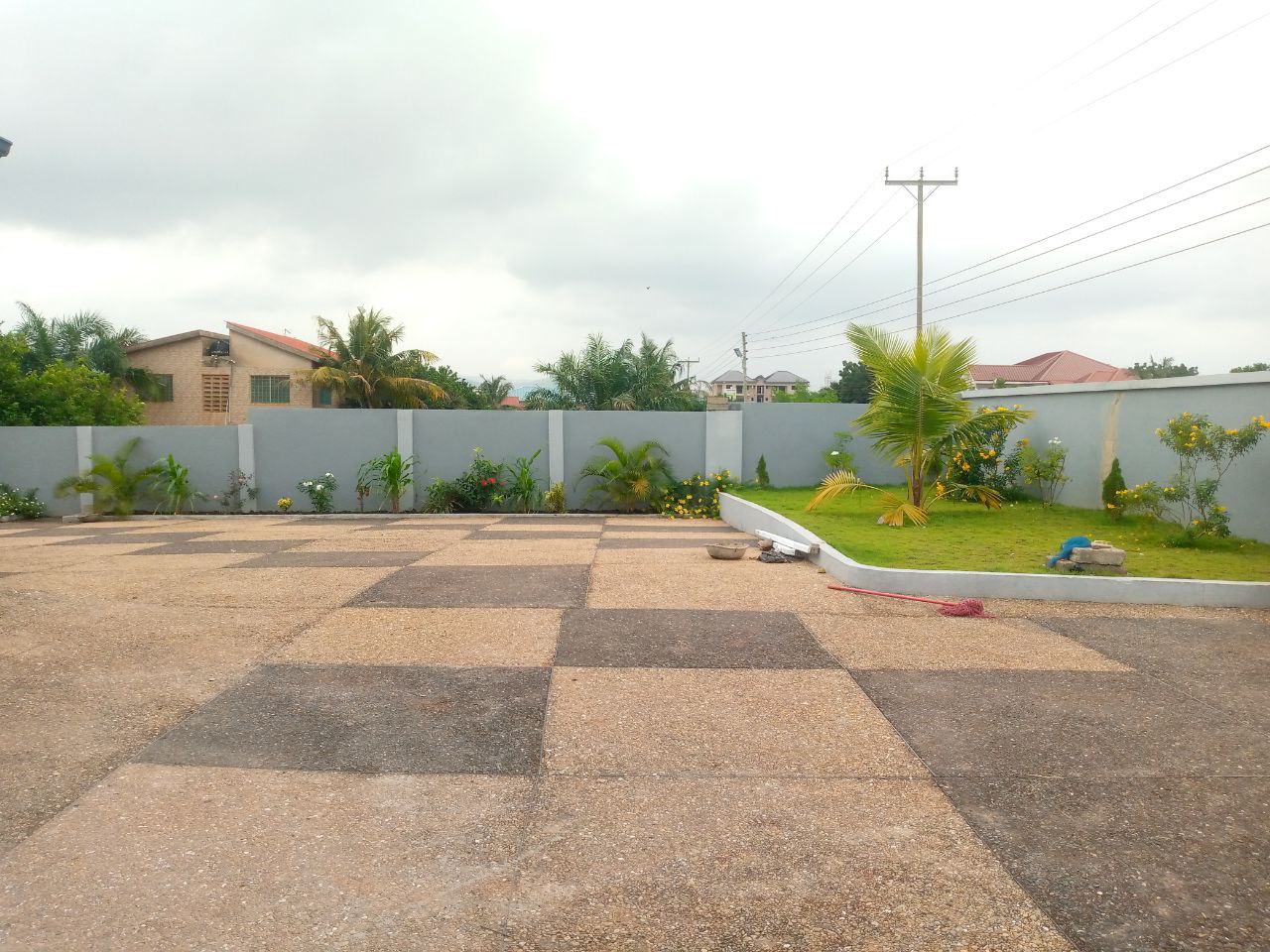 Five (5) Bedroom House For Sale at Oyarifa