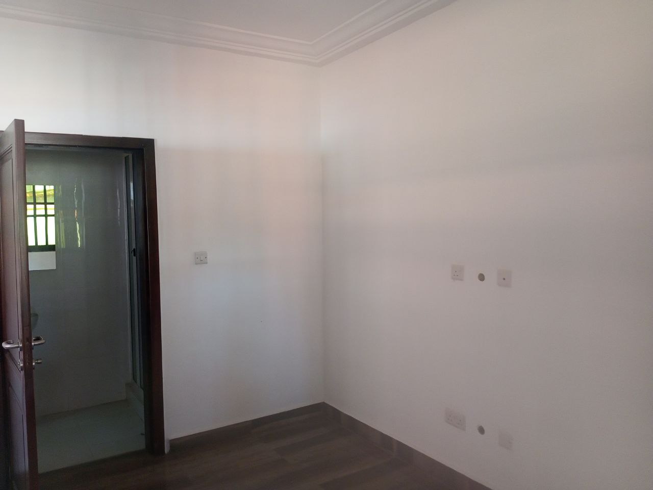 Five (5) Bedroom House with 2 Boys' Quarters For Rent at Dzorwulu