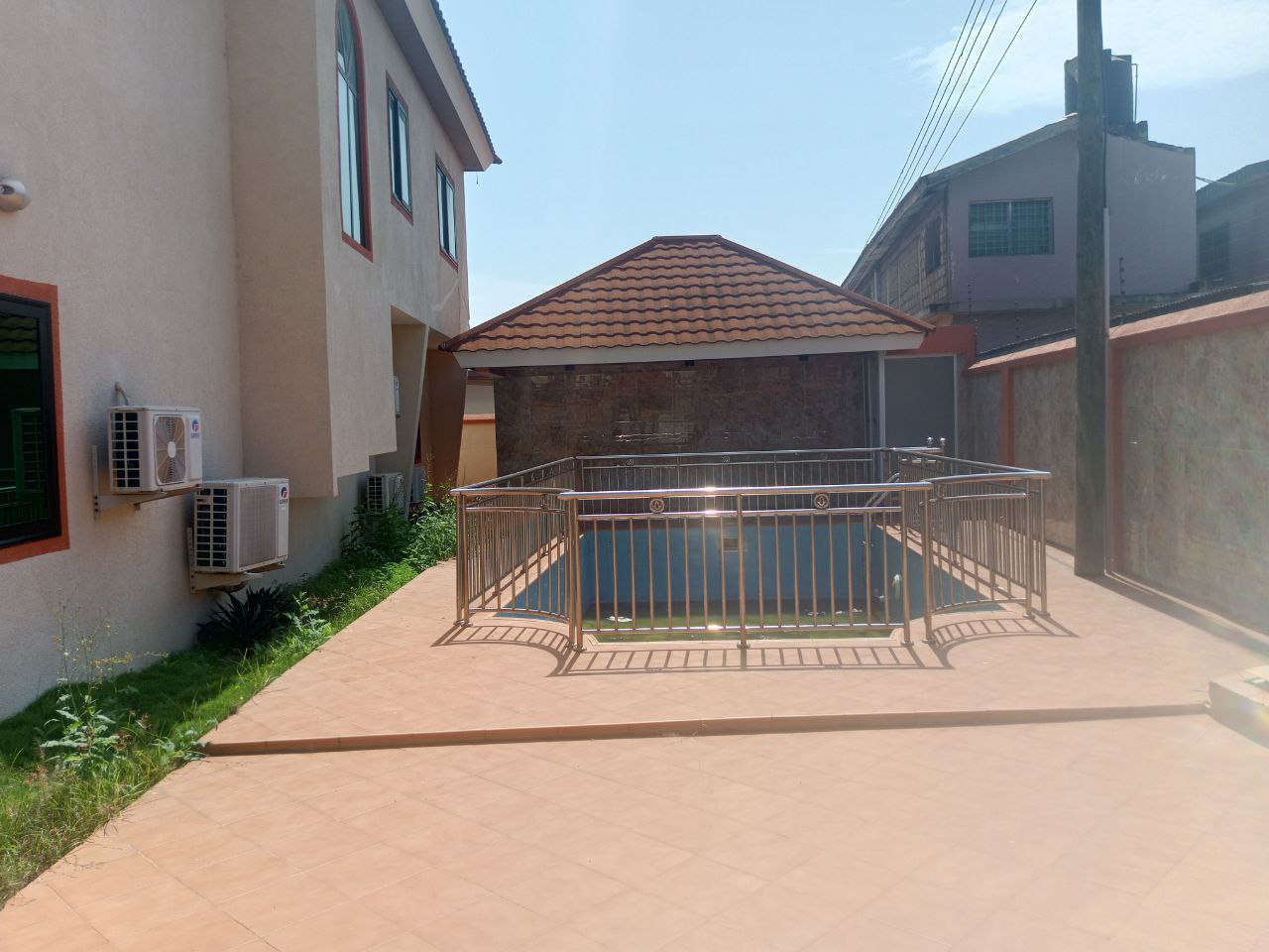 Five (5) Bedroom House with 2 Boys' Quarters For Rent at Dzorwulu