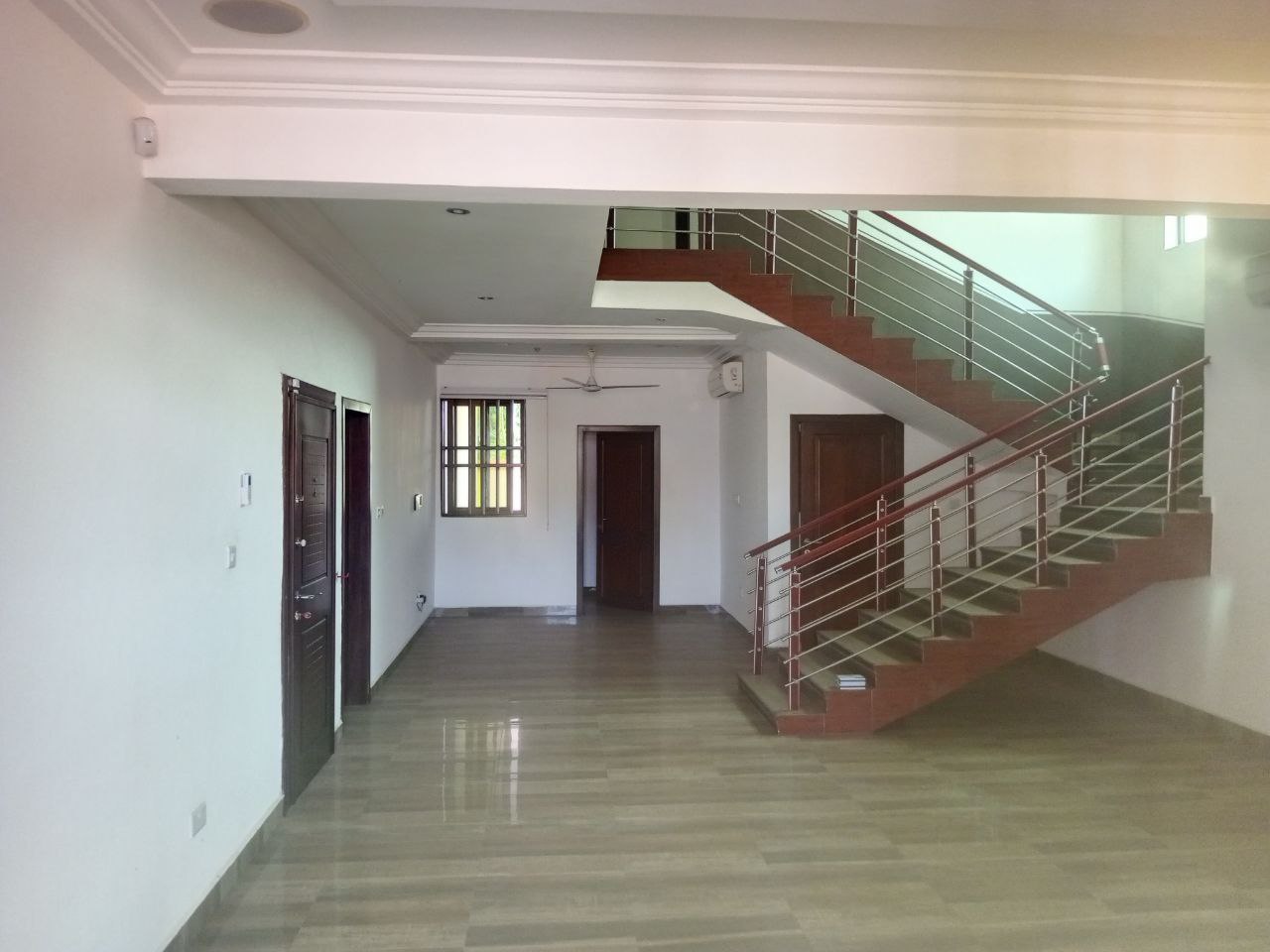 Five (5) Bedroom House with 2 Boys' Quarters For Rent at Dzorwulu