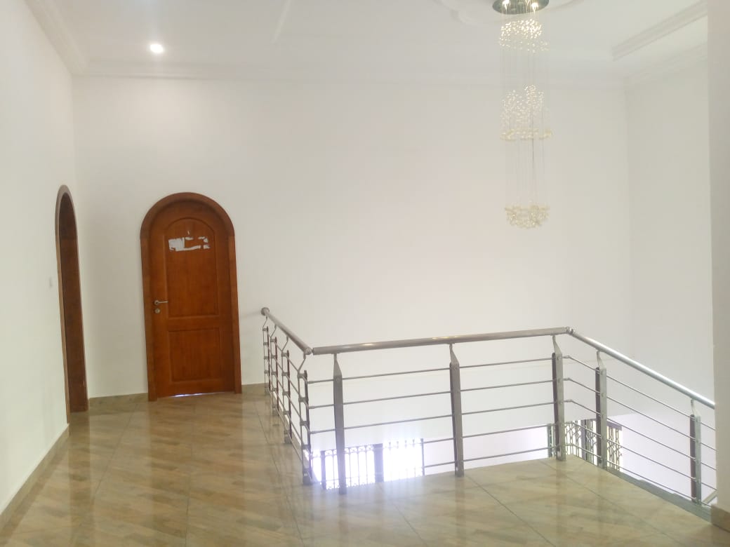 Five (5) Bedroom House with 3 Boys Quarters For Rent at Dworwulu