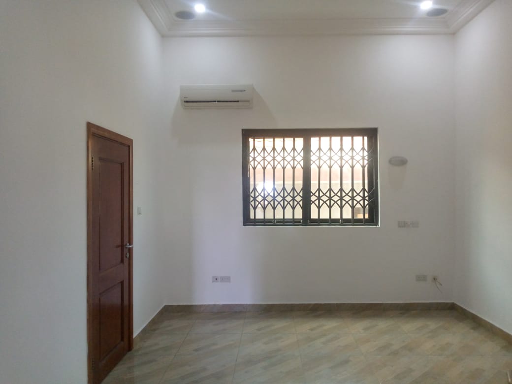 Five (5) Bedroom House with 3 Boys Quarters For Rent at Dworwulu