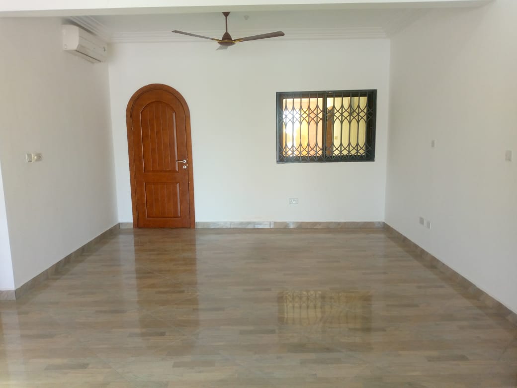 Five (5) Bedroom House with 3 Boys Quarters For Rent at Dworwulu