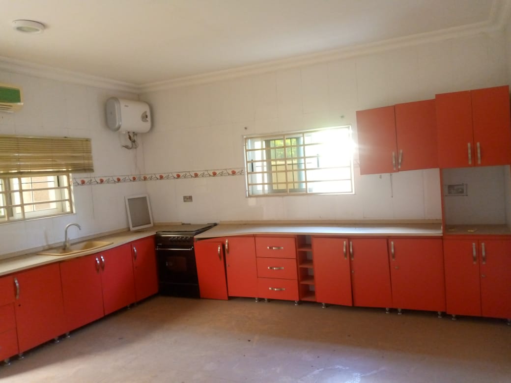 Five (5) Bedroom House with Boys Quarters For Rent at Dworwulu