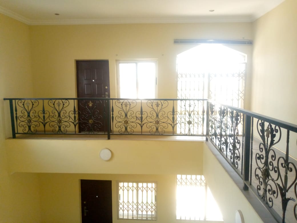 Five (5) Bedroom House with Boys Quarters For Rent at Dworwulu