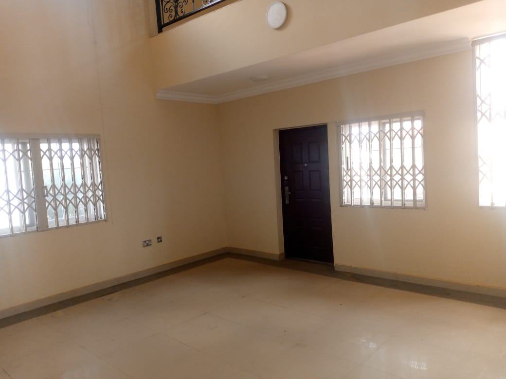 Five (5) Bedroom House with Boys Quarters For Rent at Dworwulu