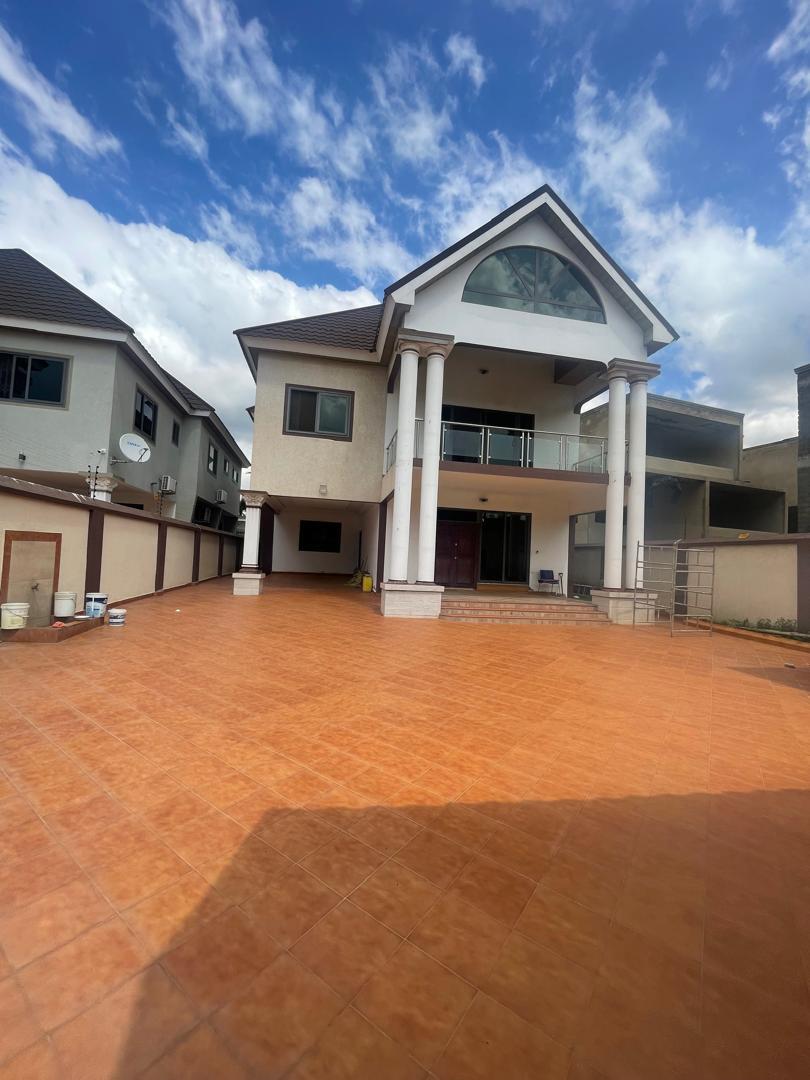 Five (5) Bedroom House with Boys Quarters For Rent at Dzowulu
