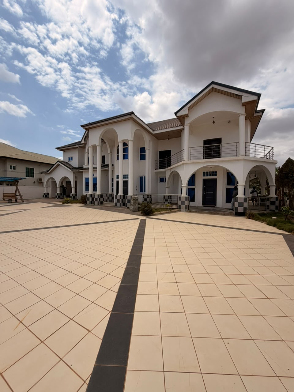 Five (5) Bedroom House with  Boys' Quarters For Rent at East Legon Adjiriganor